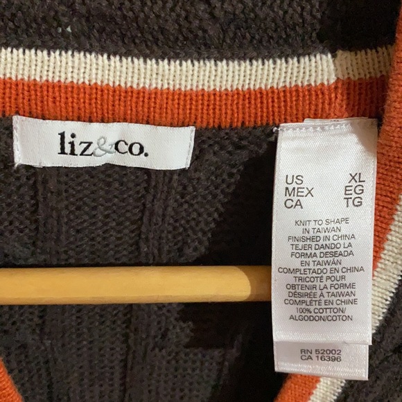 LIZ & CO. Sweater 🍁 - Picture 2 of 7